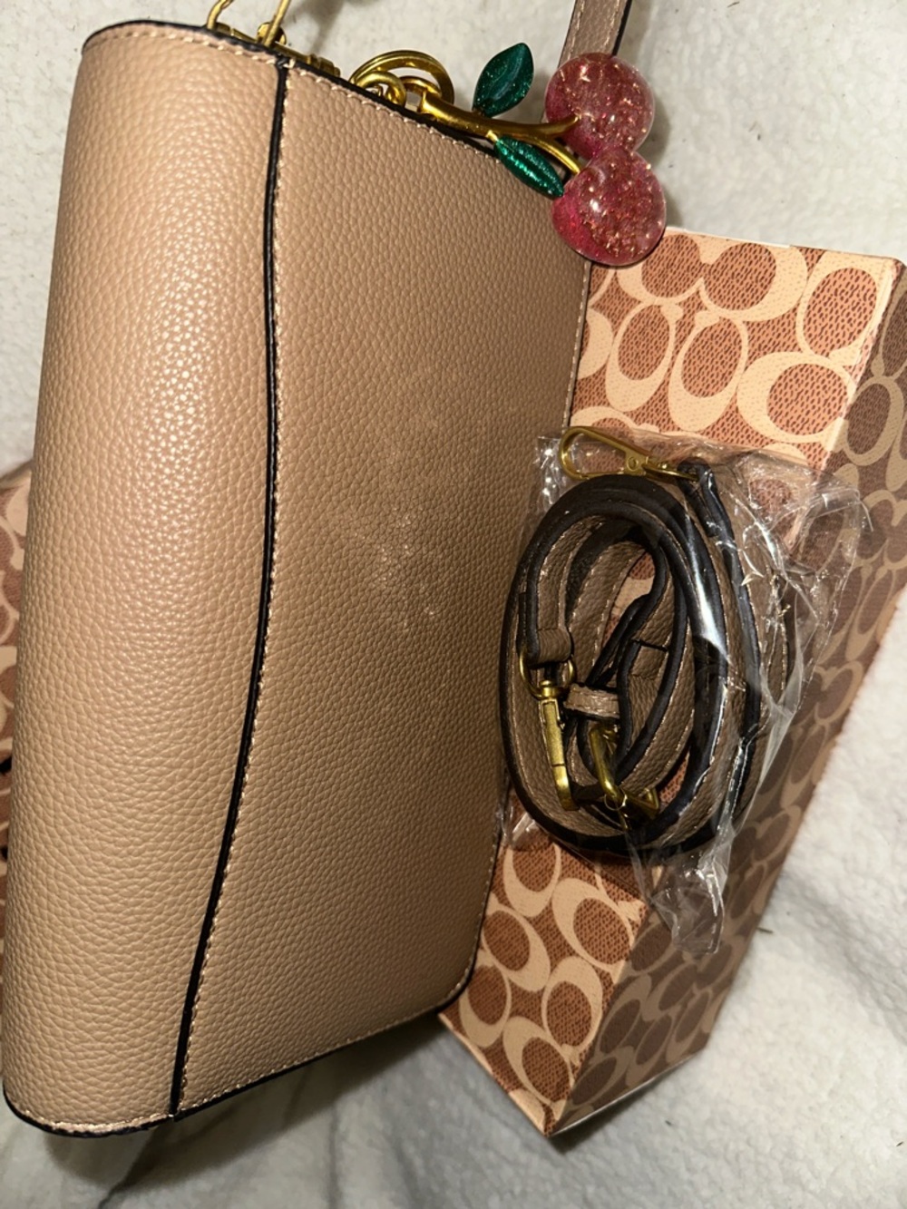 Coach Taupe/Brown Signature Canvas Crossbody with Gold 'C' Hardware - Picture 8 of 9